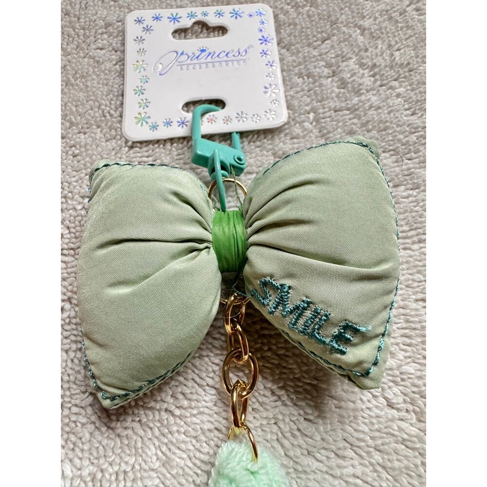 Green puffy bow with hanging flower keychain bag charm - Picture 2 of 5